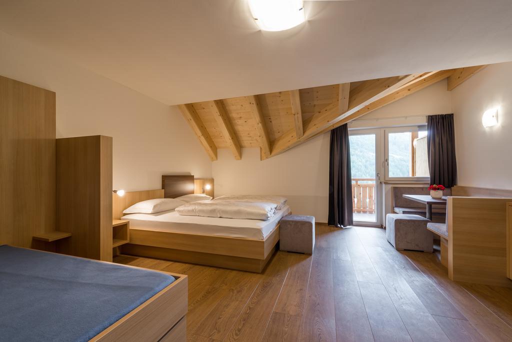קולה איזארקו Alpin Hotel Gudrun מראה חיצוני תמונה
