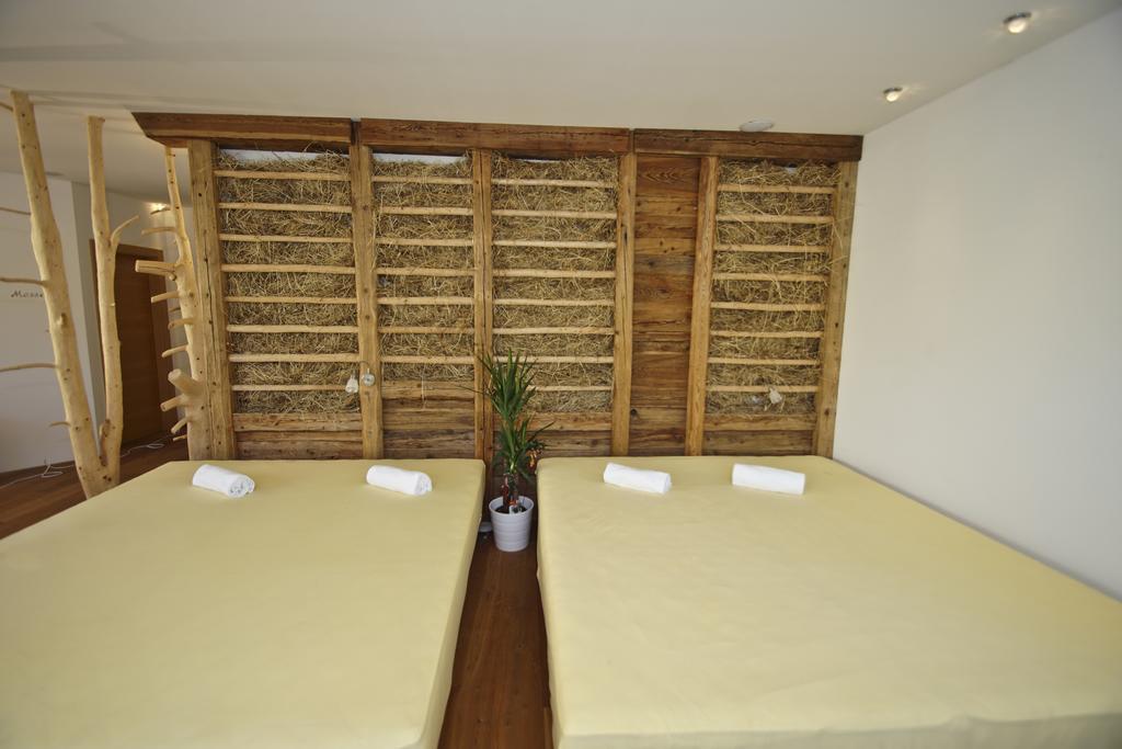 קולה איזארקו Alpin Hotel Gudrun מראה חיצוני תמונה
