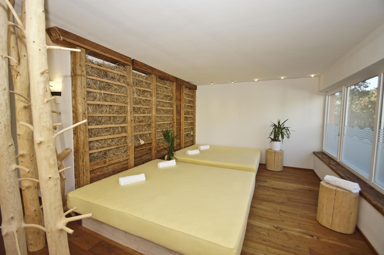 קולה איזארקו Alpin Hotel Gudrun מראה חיצוני תמונה
