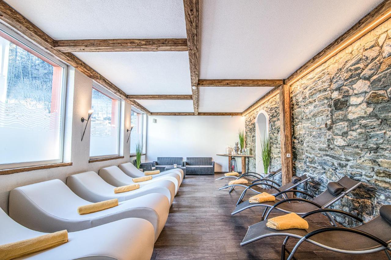 קולה איזארקו Alpin Hotel Gudrun מראה חיצוני תמונה
